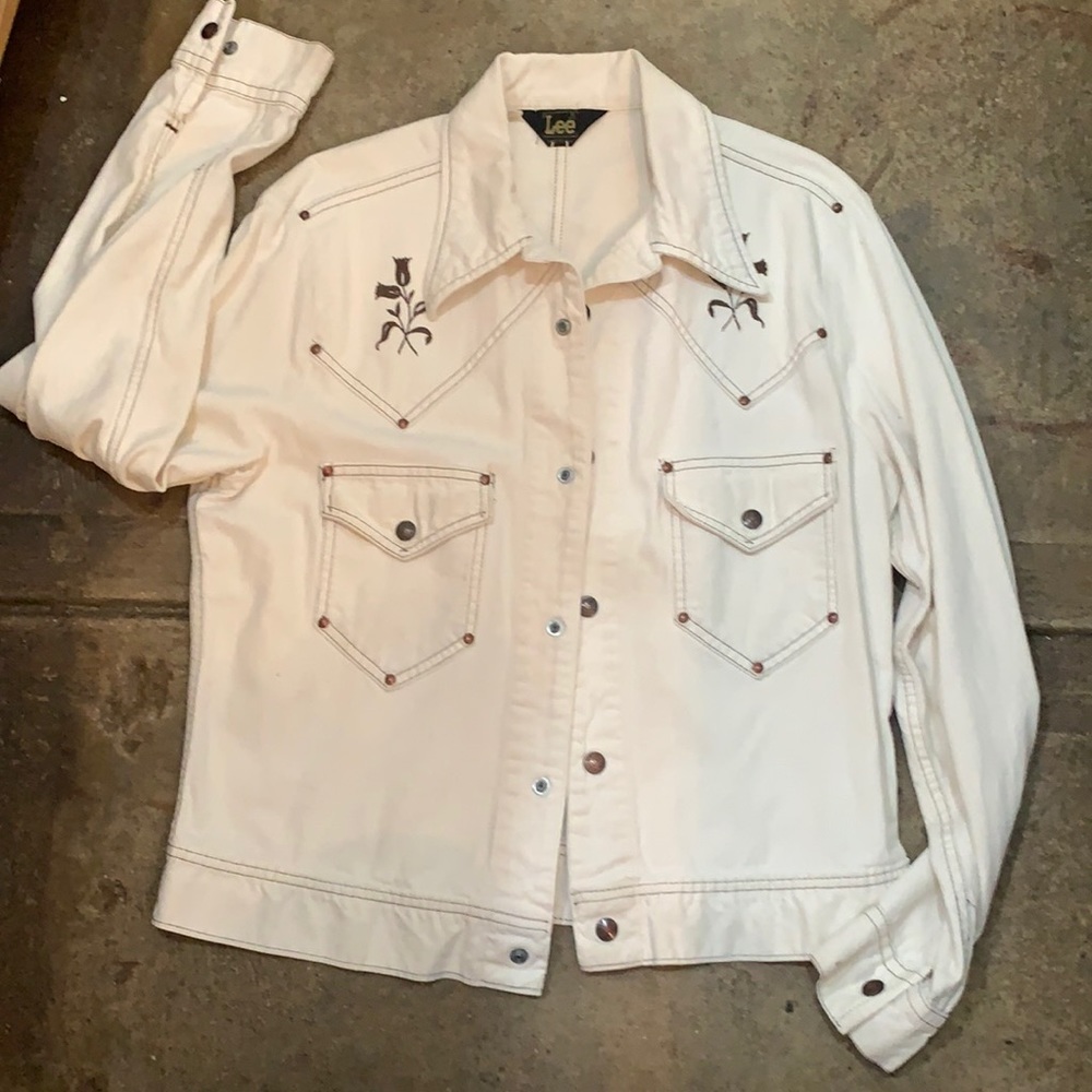 Vintage Lee cream denim jacket with embroidery